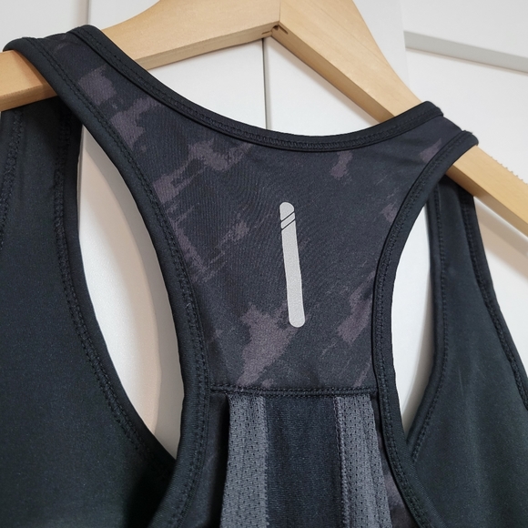 ✨️3 For $30✨️Champion Sport Racerback Tank With Built-in Bra (S) - Picture 9 of 12
